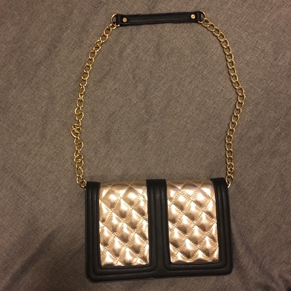 Handbags - Black & Gold Purse